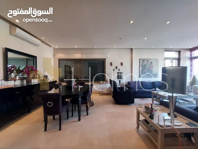 شقة طابقية مطله للبيع في عبدون بمساحة بناء 281م