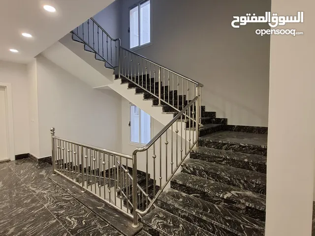 190 m2 4 Bedrooms Apartments for Sale in Tripoli Al-Sabaa