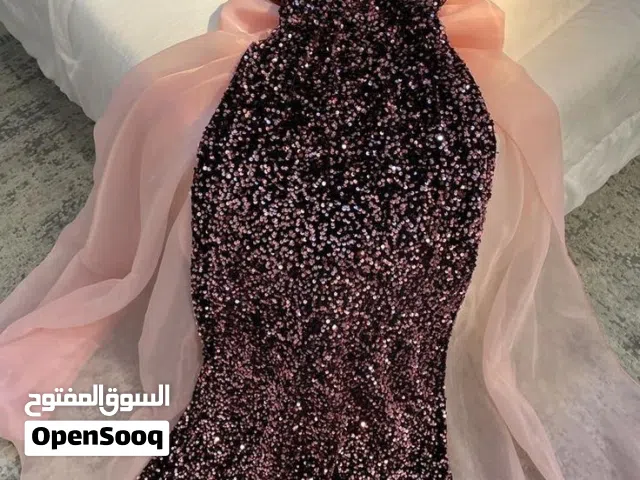 فستان سهره قياس 44 مستخدم مره واحده فقط