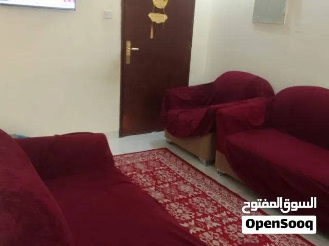 شقة غرفه وصاله مفروشه مؤقت حولي ب 160 دينار