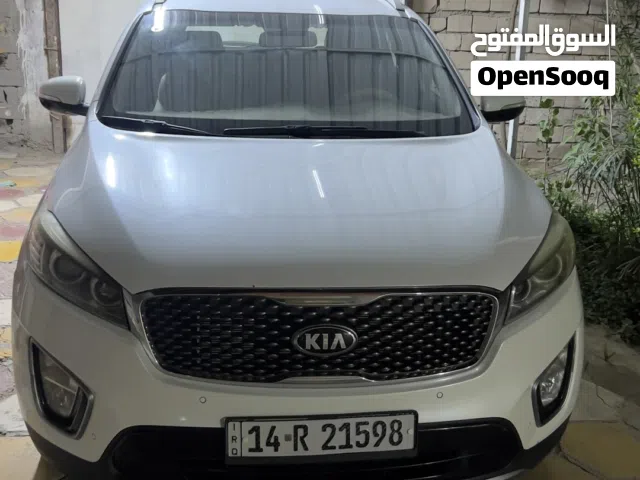 2016 Kia Sorento Standard