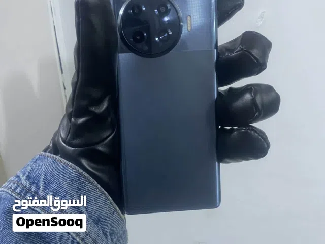 تكنو سيارك للبدل ع ايفون فقط