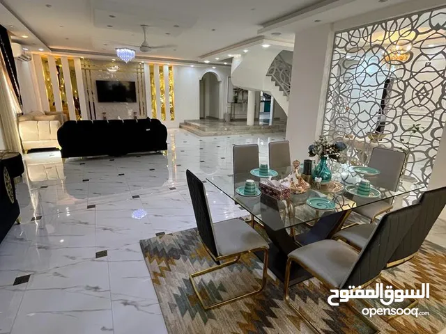 598 m2 5 Bedrooms Townhouse for Sale in Muscat Amerat