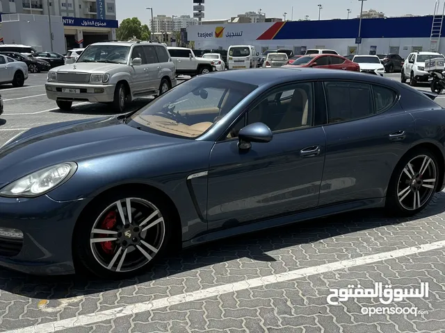 Very Porsche Panemera GCC
