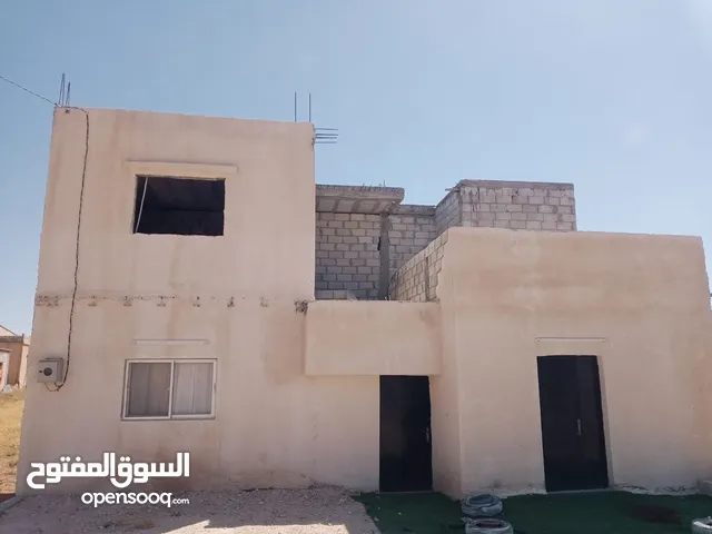 115 m2 4 Bedrooms Townhouse for Sale in Mafraq Bala'ama