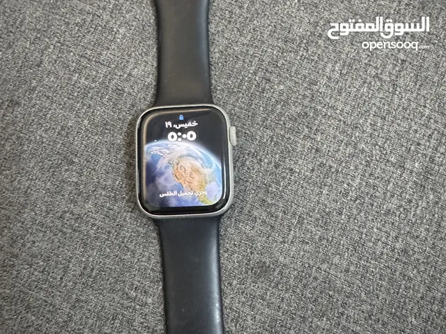 ساعه ايفون مع شاحنها للبيع