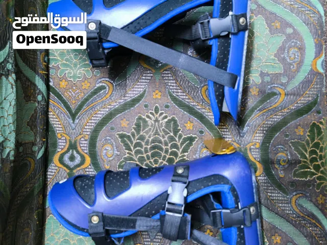 حذاء طبي لتقويم القدم