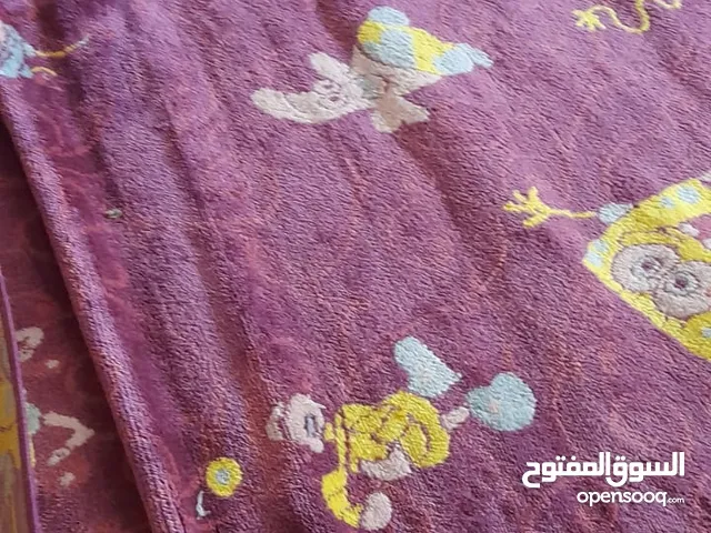 خزانة مع درج مع سجاد للأطفال
