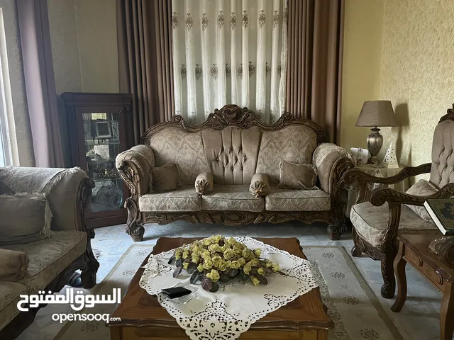كنبايات للبيع