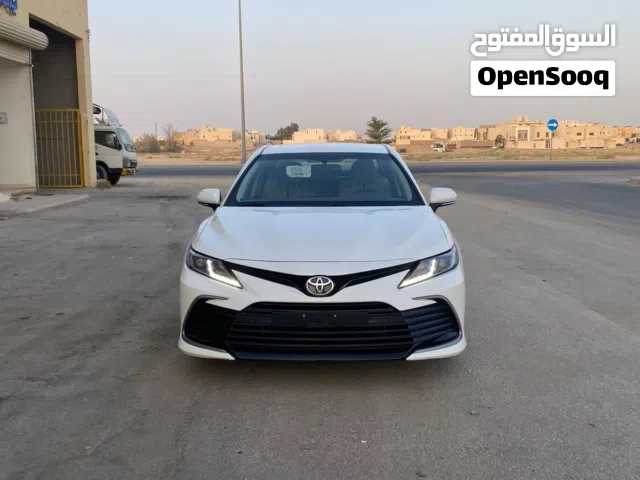 تويوتا كامري موديل 2022 الممشى 36 الف للبيع كاش او اقساط