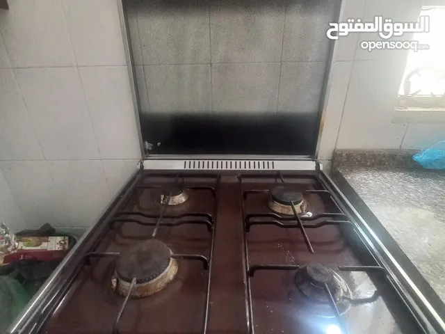 Universal Ovens in Zarqa