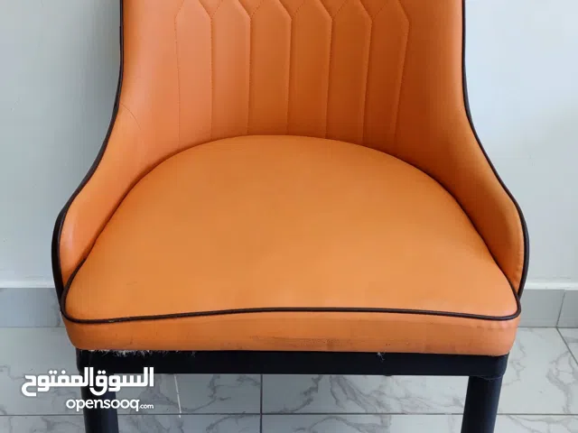 Modern PU Leather Dining Chair – Like New  Elegant & Comfortable