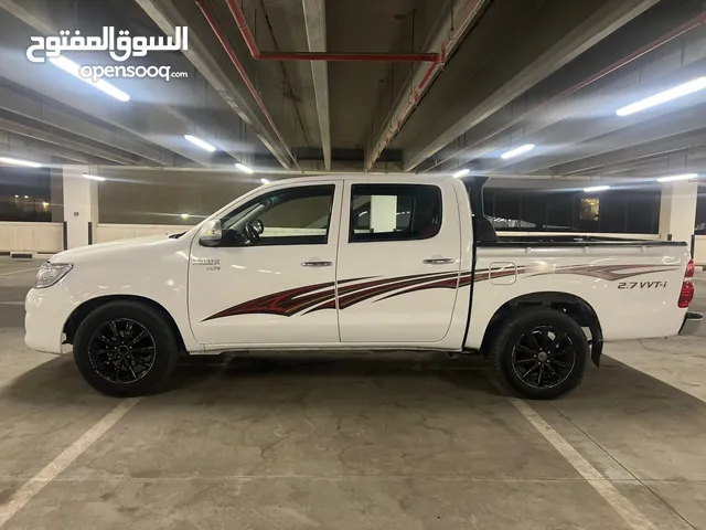 Used Toyota Hilux in Al Jahra