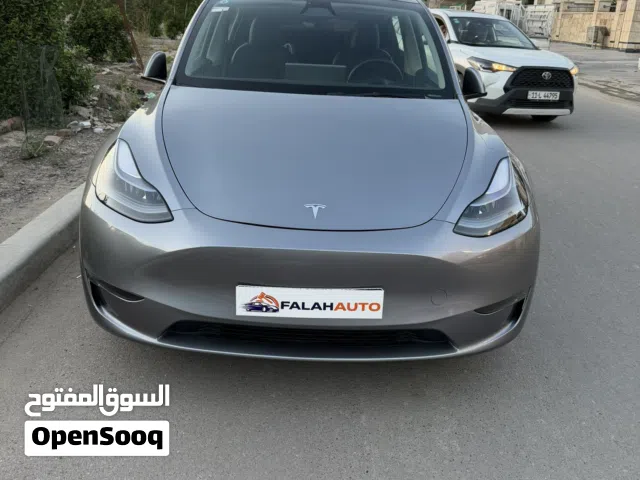 2024 تيسلا موديل Y Long Range