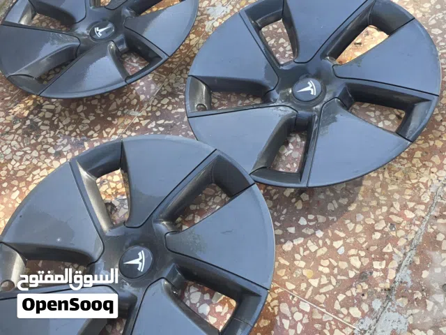 طاسات تسلا مودل 3 عدد ثلاث حبات