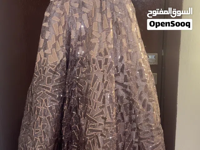 فستان سهره مستعمل استعمال واحد