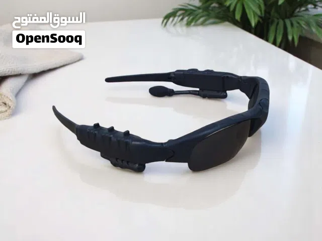 نظارة شمسية وسماعة بلوتوث مناسبة لاهل الدراجات للحجز راسلوني بالتطبيق مو بالواتساب...