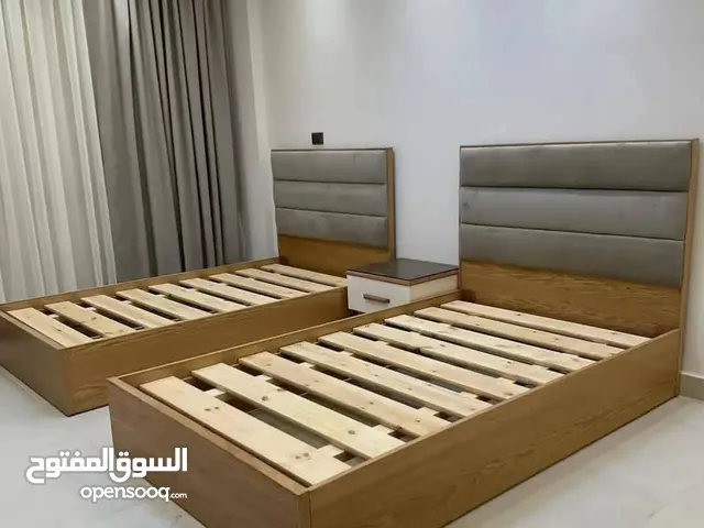 طاوله قابله للطى ومش بتاخد مساحه  جميله فى كل بيت