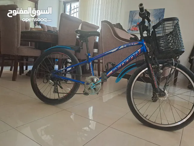 بسكليت هوائي 2024 حاله جيده استعمال خفيف ردوا غيارات والجبلي وكثير كثير منيح كنت بستعمله كثير منيح