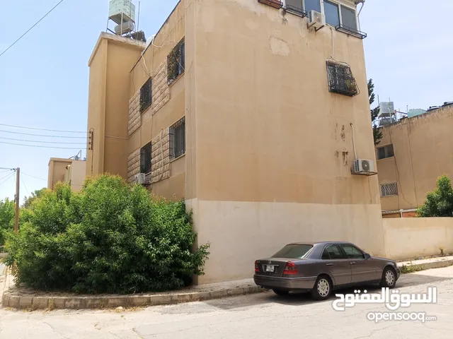 77 m2 3 Bedrooms Apartments for Sale in Amman Dahiet Al Hussain