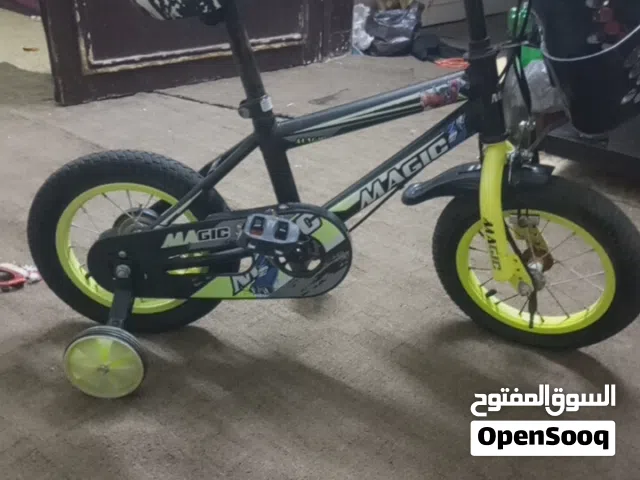 دراجه هوائيه مقاس 16و 12 للبيع السعر  35 الثنتين