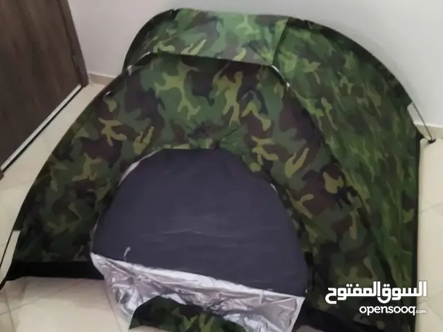 خيمة عسكرية لعشاق تخييم في هواء طالق