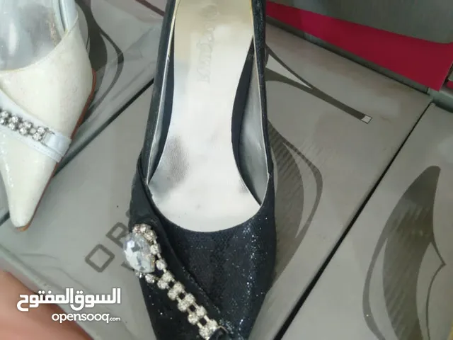 Louis Vuitton Comfort Shoes in Ain Defla