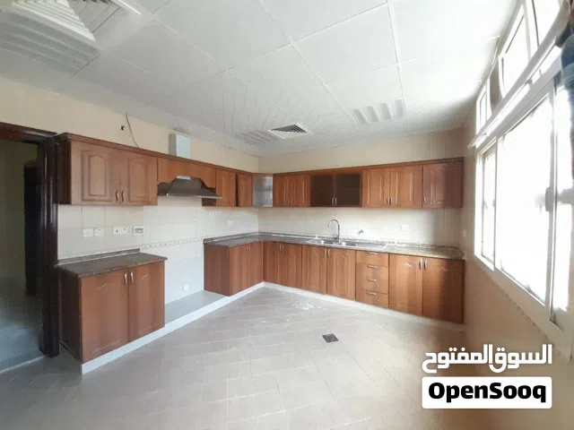 للإيجار فيلا أبوظبي - خليفة