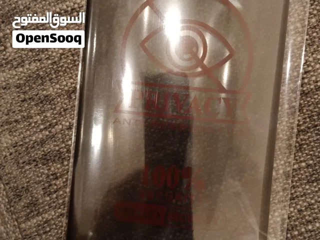 حمايه شاشه للفضولين+ مجموعه اكسيوارات وميدالايات للبيع بسعر مناسب