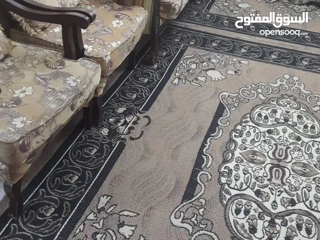 كنب للبيع بسعر مغري