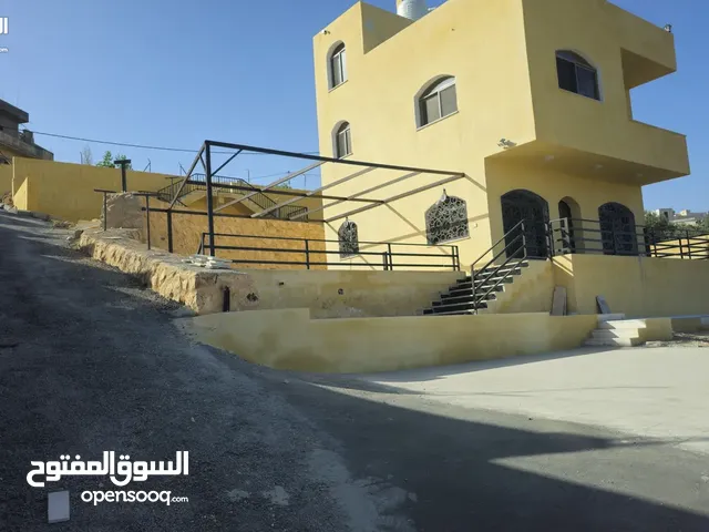 2 Bedrooms Farms for Sale in Amman Al Urdon Street