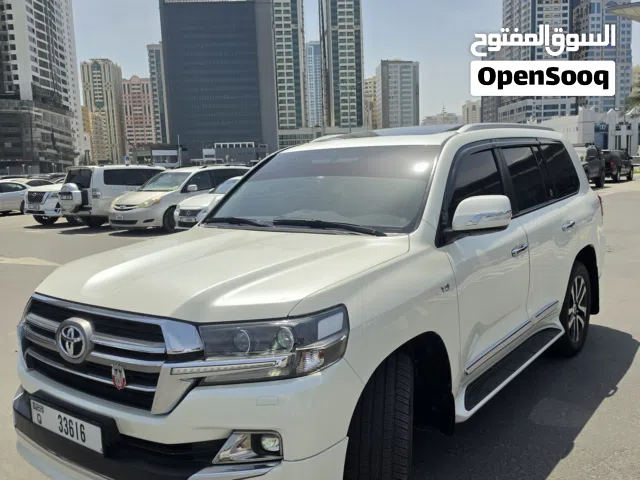 2019 Toyota Land Cruiser GXR
