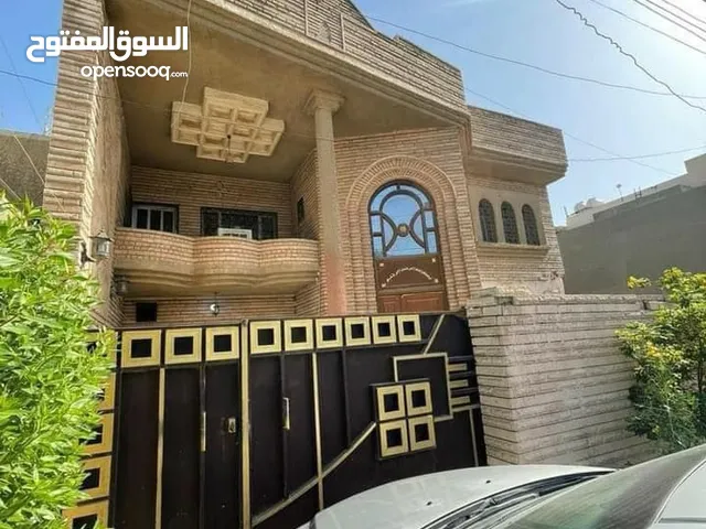 300 m2 5 Bedrooms Townhouse for Rent in Baghdad Saidiya
