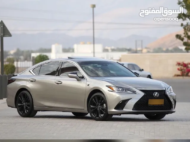 Es350 F sport 2021 قمة في النظافة