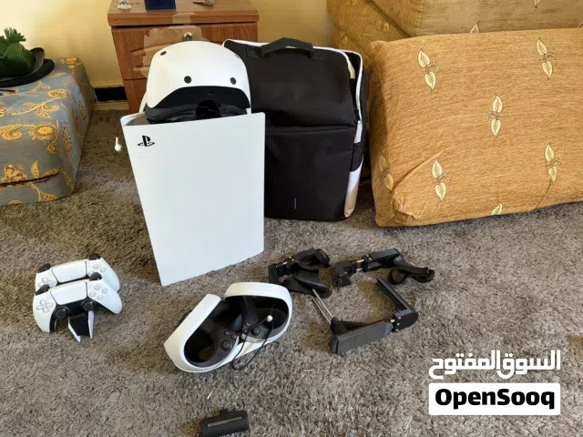 بلايستيشن 5ps5 شبه جديد جايبه معاي من كوريا + نضارة vr2 الإصدار الأخير من سوني