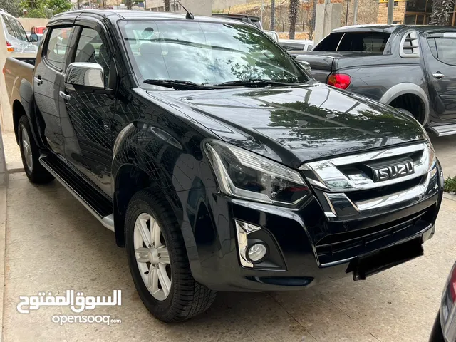 ايسوزو ديماكس LS 2017 للبيع كاش فقط