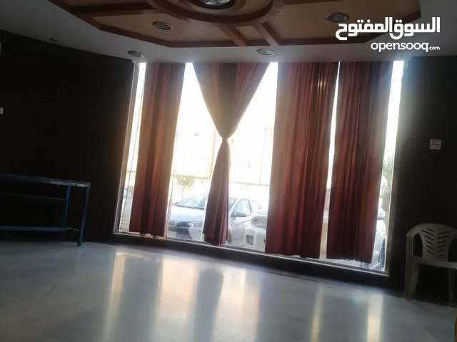2000 m2 2 Bedrooms Apartments for Rent in Al Riyadh Ishbiliyah