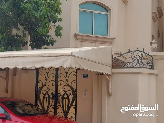 170m2 2 Bedrooms Apartments for Rent in Muharraq Al-Dair