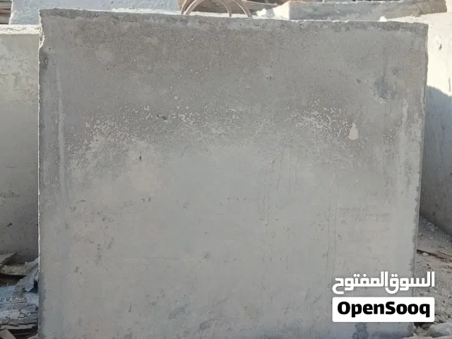 قواعد اسمنتيه لألواح الطاقه الشمسيه  وكشفات أبواب وشبابيك جميع المقاسات