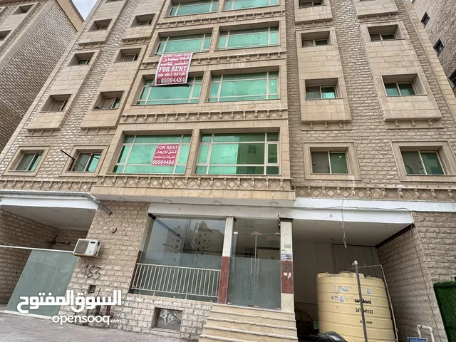 200 m2 3 Bedrooms Apartments for Rent in Al Ahmadi Mahboula