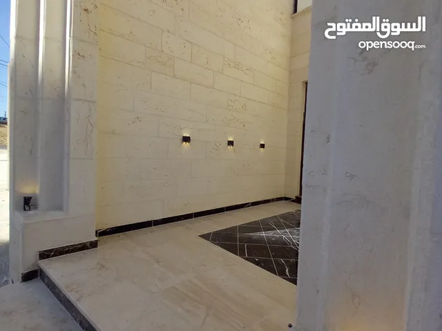 200 m2 5 Bedrooms Apartments for Sale in Zarqa Al Zarqa Al Jadeedeh