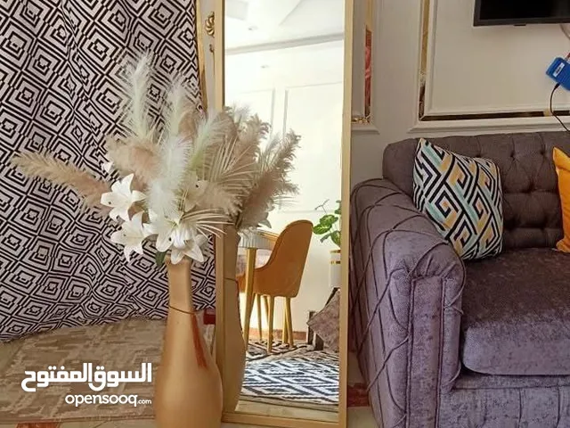 مرايا استاند