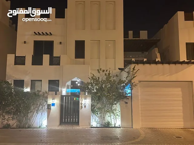 233 m2 4 Bedrooms Villa for Sale in Muharraq Diyar Al Muharraq