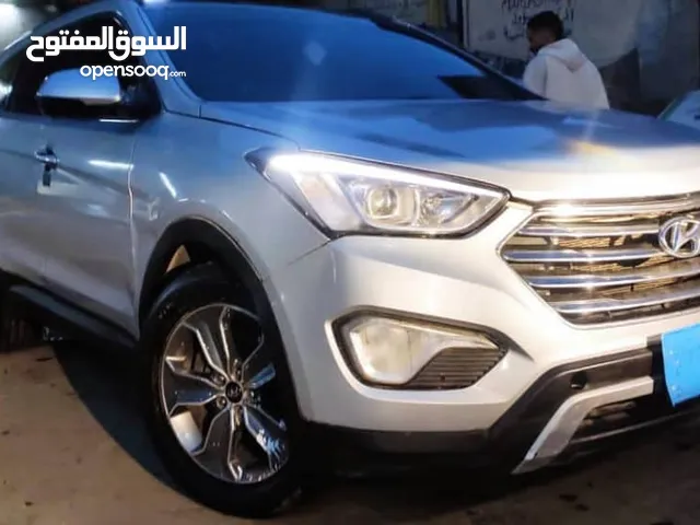 Used Hyundai Santa Fe in Sana'a