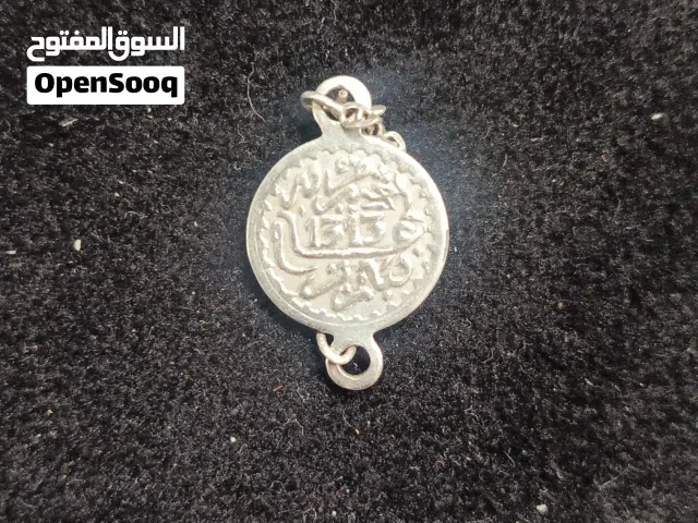 تحفة فنية وقديمة جدا