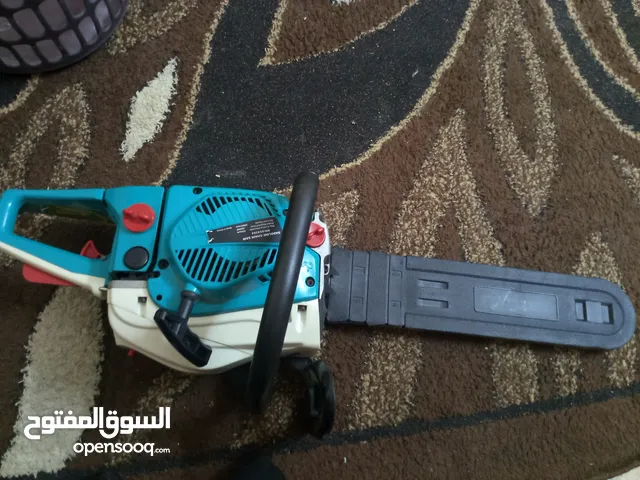منشار جديد مش مستعمل كثير اشي مرتب