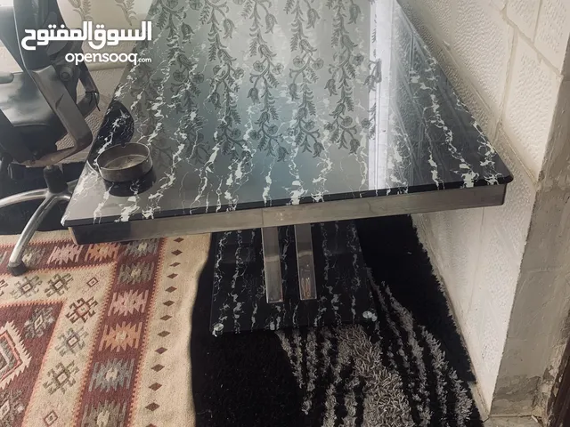 طاولة طعام ستيل و سكوريت