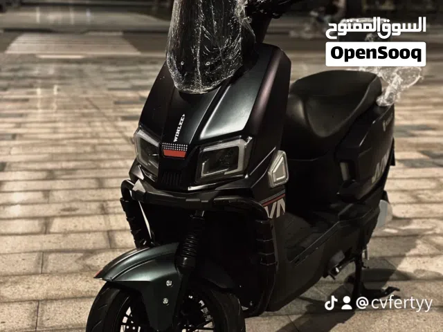 دراجة شحن صاعقة للبيع نضيفة جدا شوف الوصف للبيع في البصرة