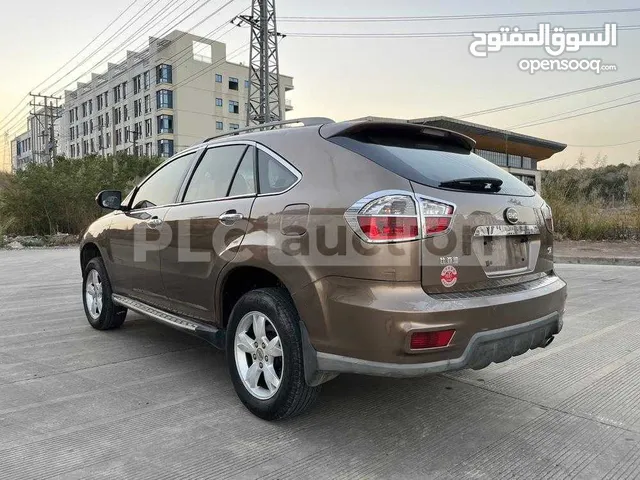 بي واي دي للبيع بحادث بسيط