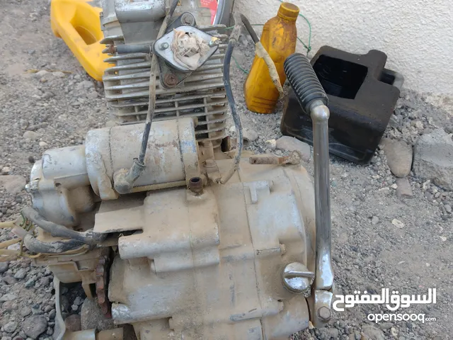 للبيع مكينة دراجه هوندا 125سيسي